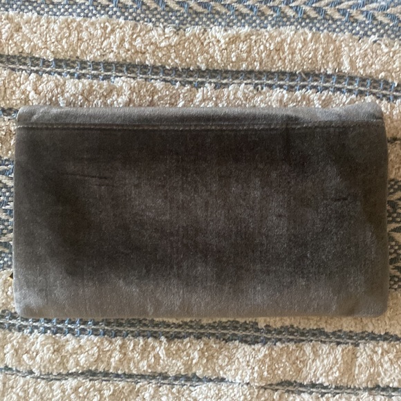 Clutch - Picture 5 of 5